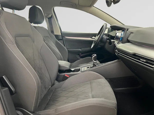 VOLKSWAGEN Golf VIII (2023) — foto 5 van 20