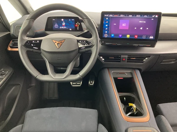 CUPRA Born (2022) — foto 31 van 32