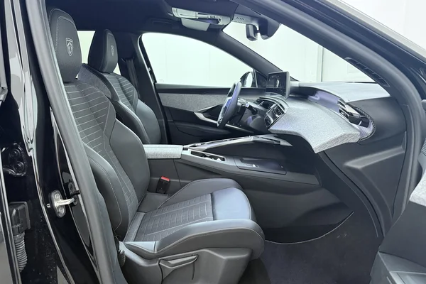 Peugeot 5008 (2025) — foto 15 van 17