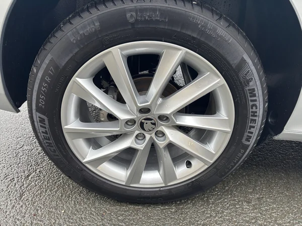 SKODA Kamiq (2024) — foto 20 van 22