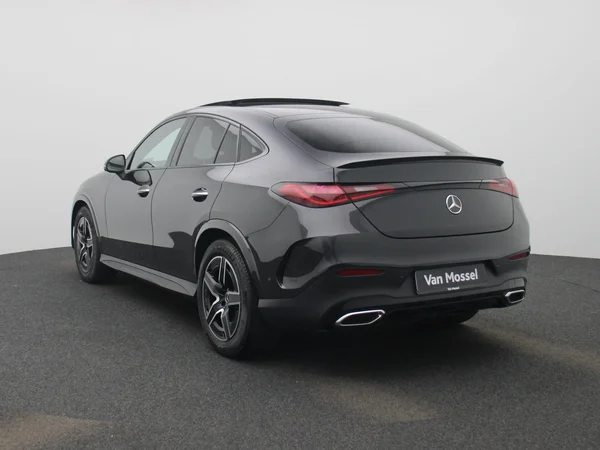 Mercedes-Benz GLC (2024) — foto 12 van 55