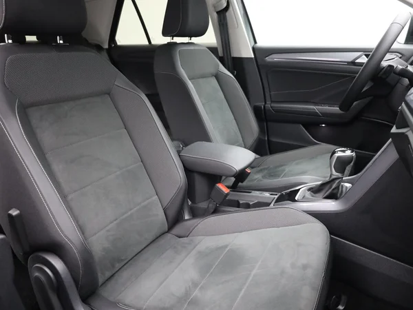 VOLKSWAGEN T-Roc (2022) — foto 17 van 22