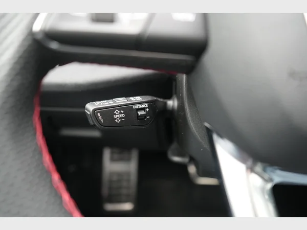 AUDI A3 Sedan (2025) — foto 30 van 33
