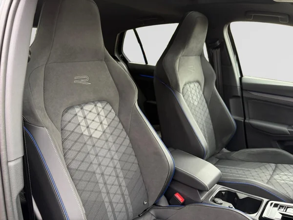 VOLKSWAGEN Golf VIII (2026) — foto 17 van 17