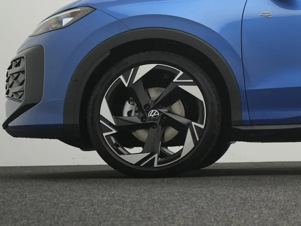 VOLKSWAGEN T-Roc (2025) — foto 6 van 10