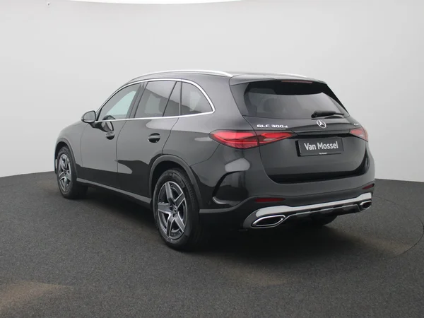 Mercedes-Benz GLC (2025) — foto 12 van 51