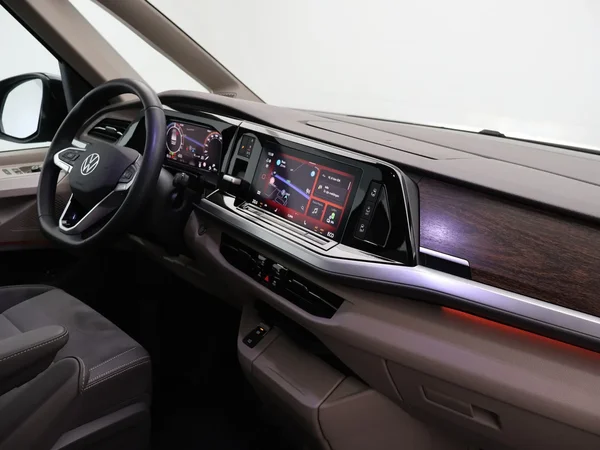 Volkswagen Multivan (2025) — foto 23 van 29
