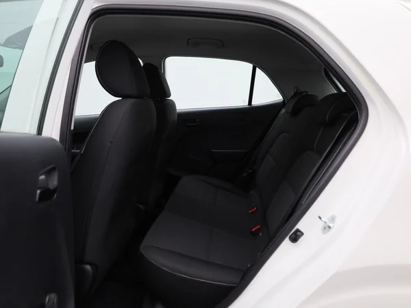 Kia Picanto (2022) — foto 2 van 32