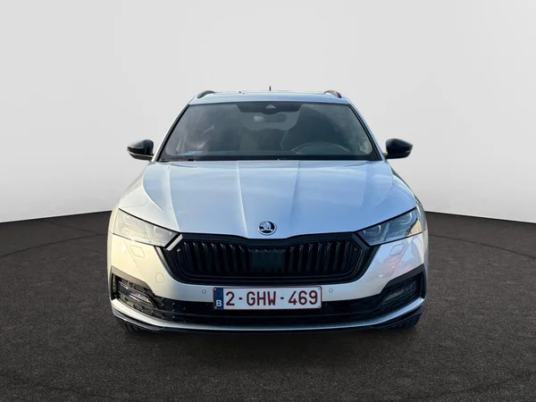 SKODA Octavia Combi (2024) — foto 11 van 16