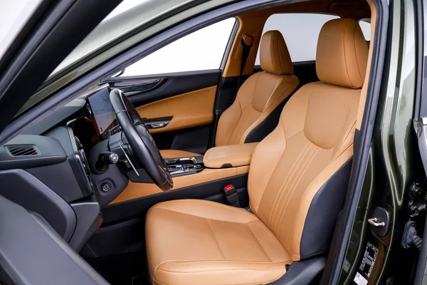 Lexus NX 450h+ (2023) — foto 4 van 60