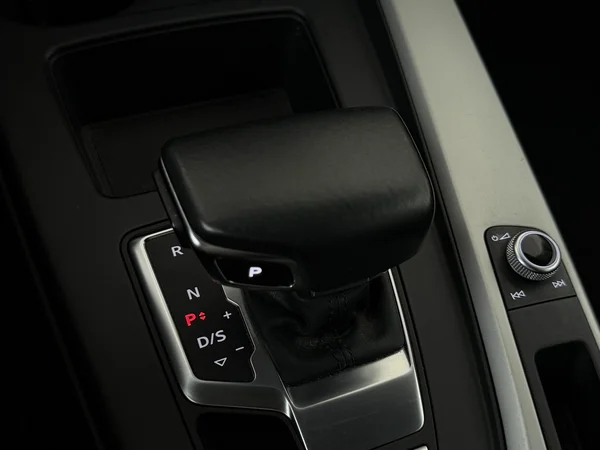 AUDI A4 (2021) — foto 4 van 30