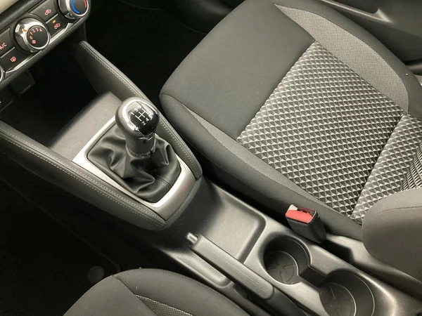 NISSAN Micra (2022) — foto 15 van 36