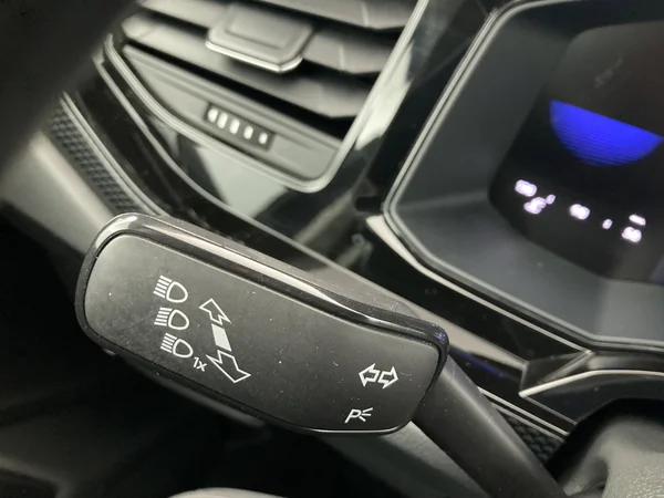 VOLKSWAGEN Taigo (2024) — foto 28 van 36