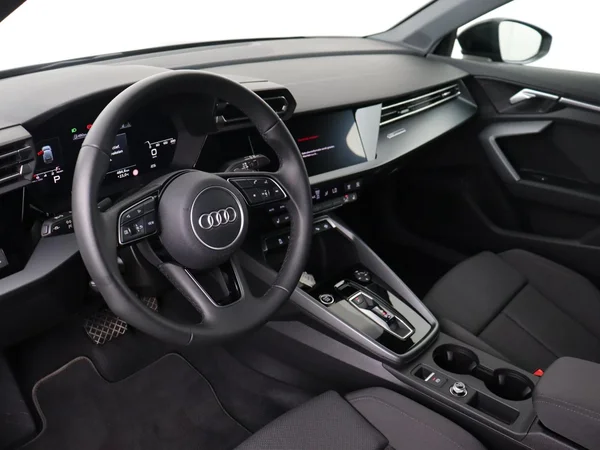 AUDI A3 Sportback (2025) — foto 15 van 18