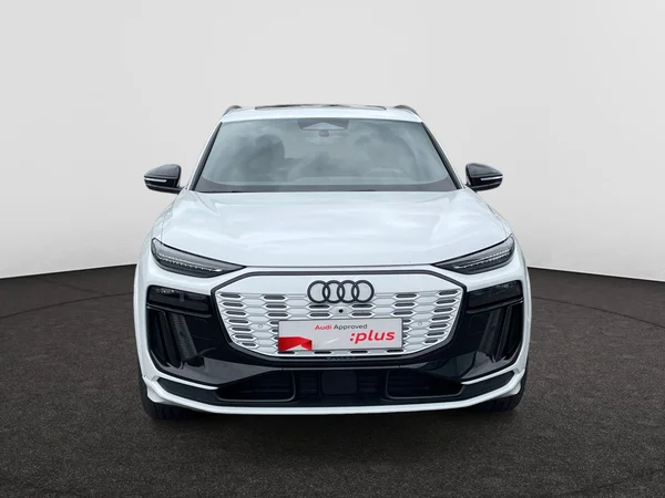 AUDI Q6 e-tron (2024) — foto 16 van 24