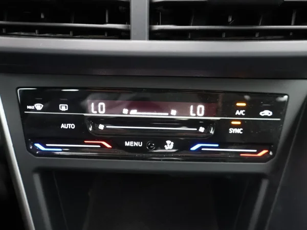 Volkswagen Polo (2024) — foto 6 van 29