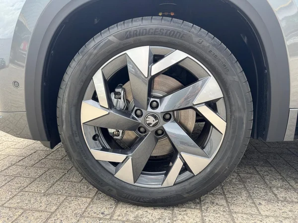 SKODA Kodiaq PHEV (2026) — foto 5 van 20