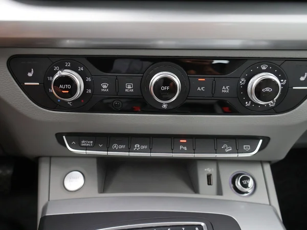 AUDI Q5 (2020) — foto 14 van 27