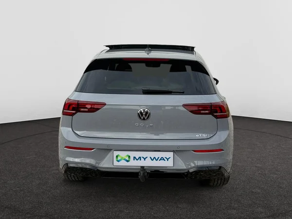 VOLKSWAGEN Golf VIII (2026) — foto 19 van 24