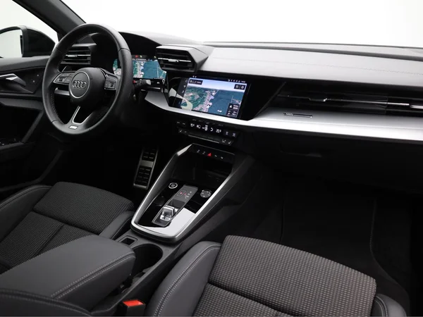 AUDI A3 Sedan (2024) — foto 14 van 20