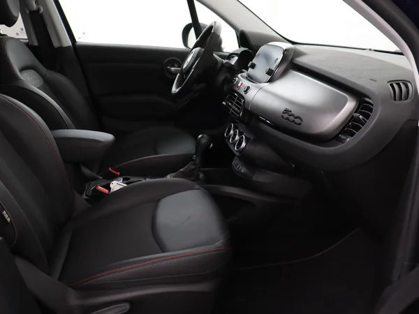 FIAT 500X (2024) — foto 3 van 28
