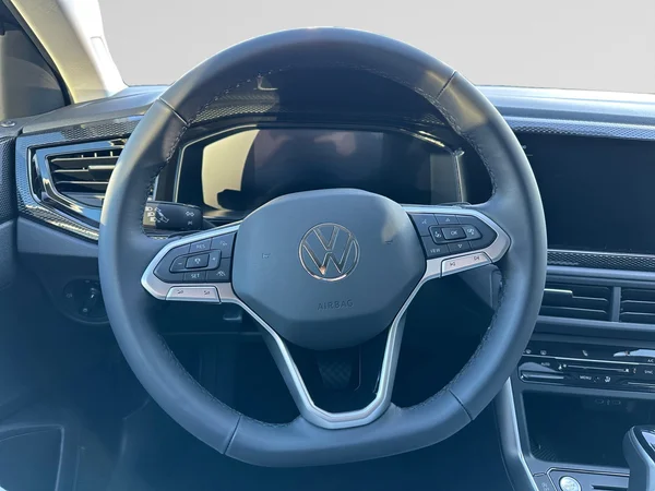 VOLKSWAGEN Taigo (2025) — foto 2 van 20