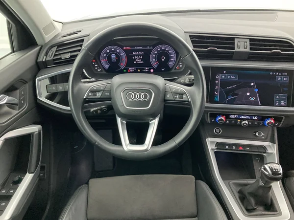 AUDI Q3 (2021) — foto 29 van 36