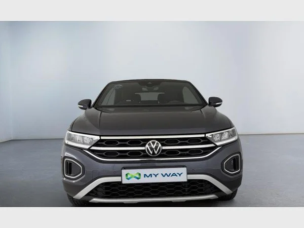 Volkswagen T-ROC (2023) — foto 12 van 32