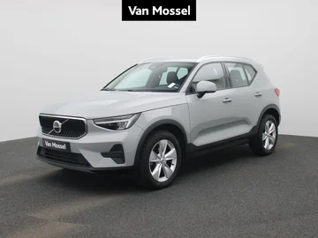 Volvo XC40 (2024)