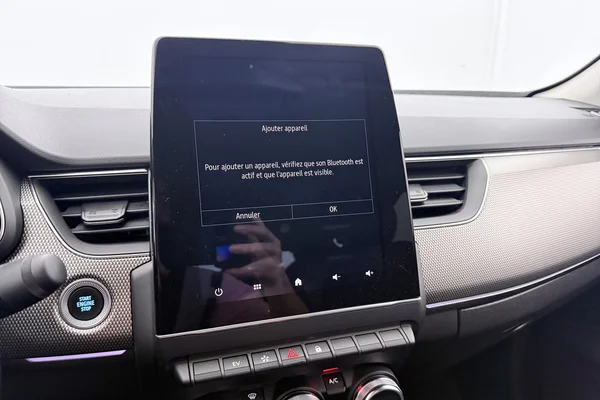 Renault Arkana E-TECH (HEV) (2022) — foto 7 van 37