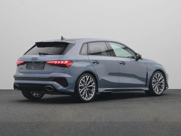 AUDI RS3 Sportback (2023) — foto 12 van 22