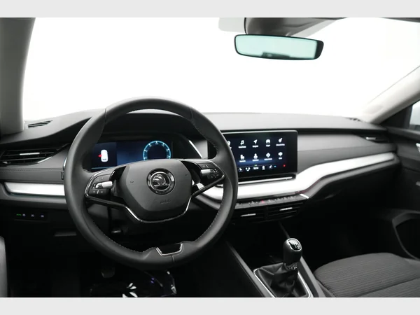 SKODA Octavia Combi (2024) — foto 20 van 29