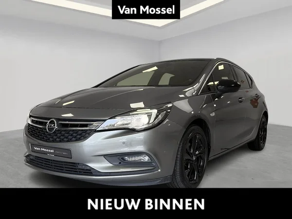 Opel Astra (2018) — foto 1 van 20