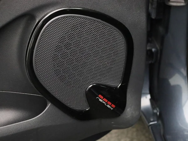 Renault Clio (2020) — foto 20 van 35