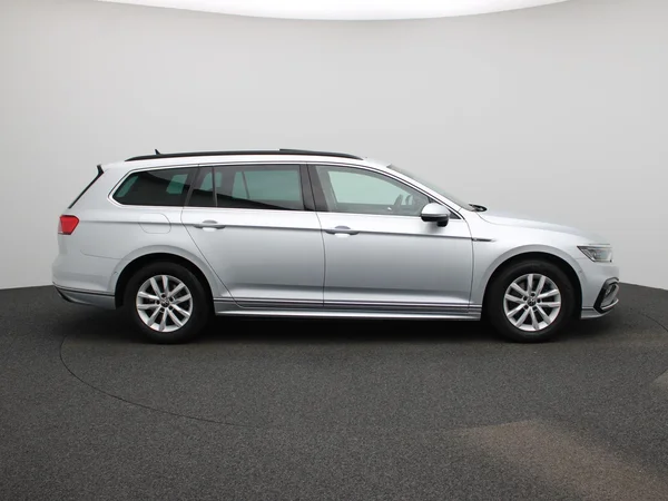 Volkswagen Passat (2024) — foto 34 van 37