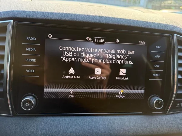 SKODA Karoq (2022) — foto 10 van 31