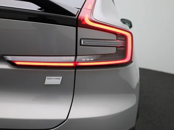 Volvo C40 (2022) — foto 37 van 44
