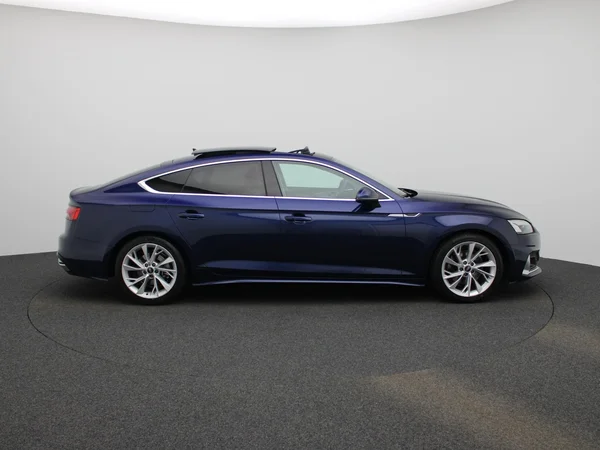 Audi A5 (2022) — foto 36 van 39