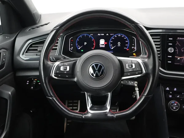 Volkswagen T-Roc (2021) — foto 3 van 30