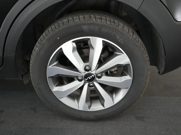 Kia Stonic (2025) — foto 6 van 22