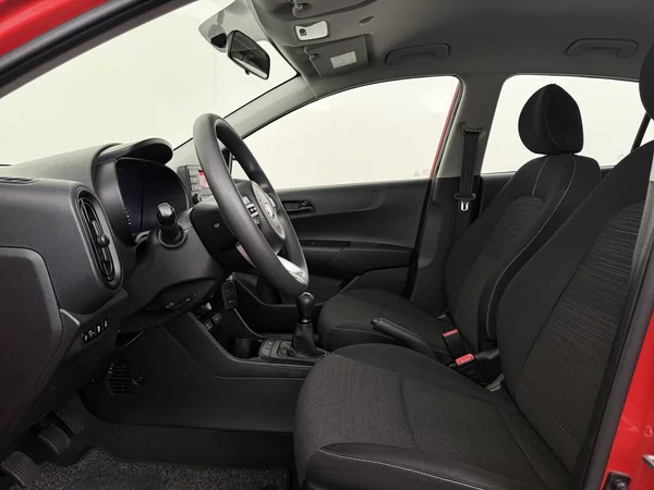 KIA Picanto (2021) — foto 2 van 23