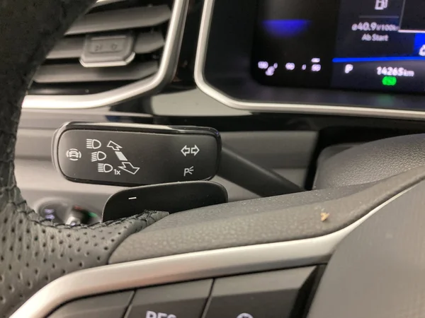 VOLKSWAGEN T-Roc Cabriolet (2025) — foto 27 van 36