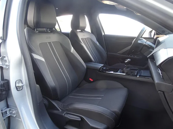Opel Astra (2025) — foto 4 van 26