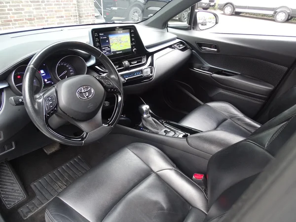 Toyota C-HR (2021) — foto 6 van 26