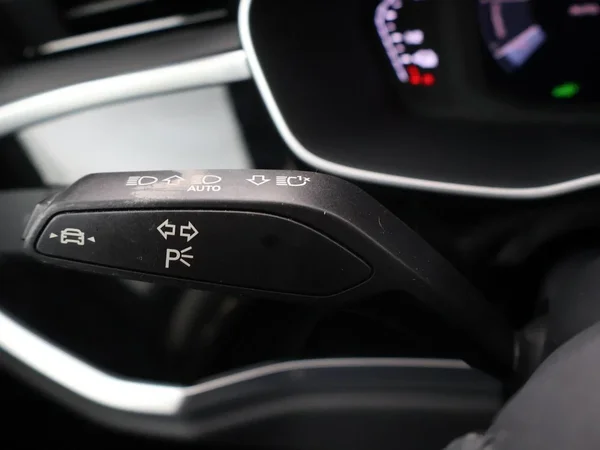 Audi Q3 (2022) — foto 15 van 27