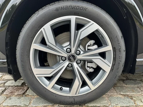 AUDI Q4 Sportback e-tron (2026) — foto 24 van 24