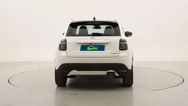 Fiat 600 (2025) — foto 18 van 23