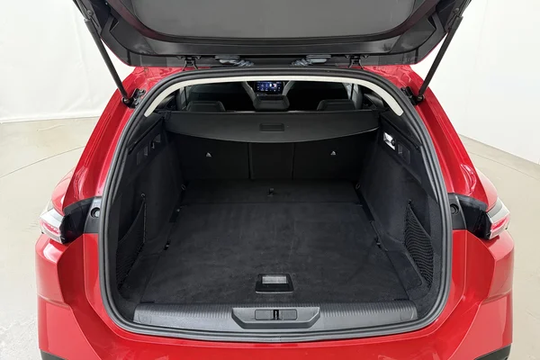Peugeot 308 SW (2024) — foto 18 van 22