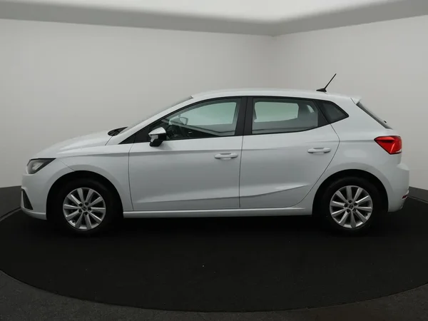 SEAT Ibiza (2022) — foto 25 van 29