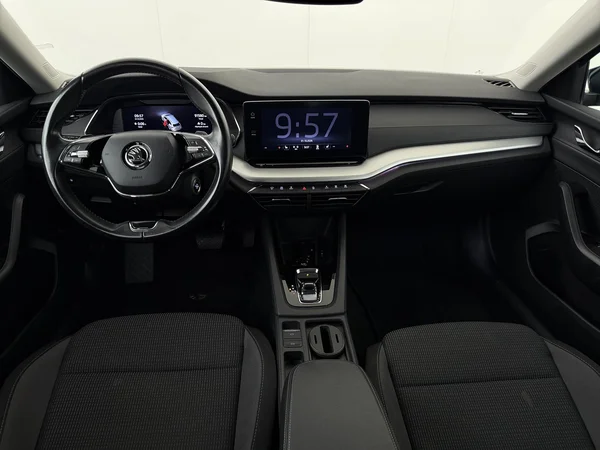 SKODA Octavia (2021) — foto 32 van 32